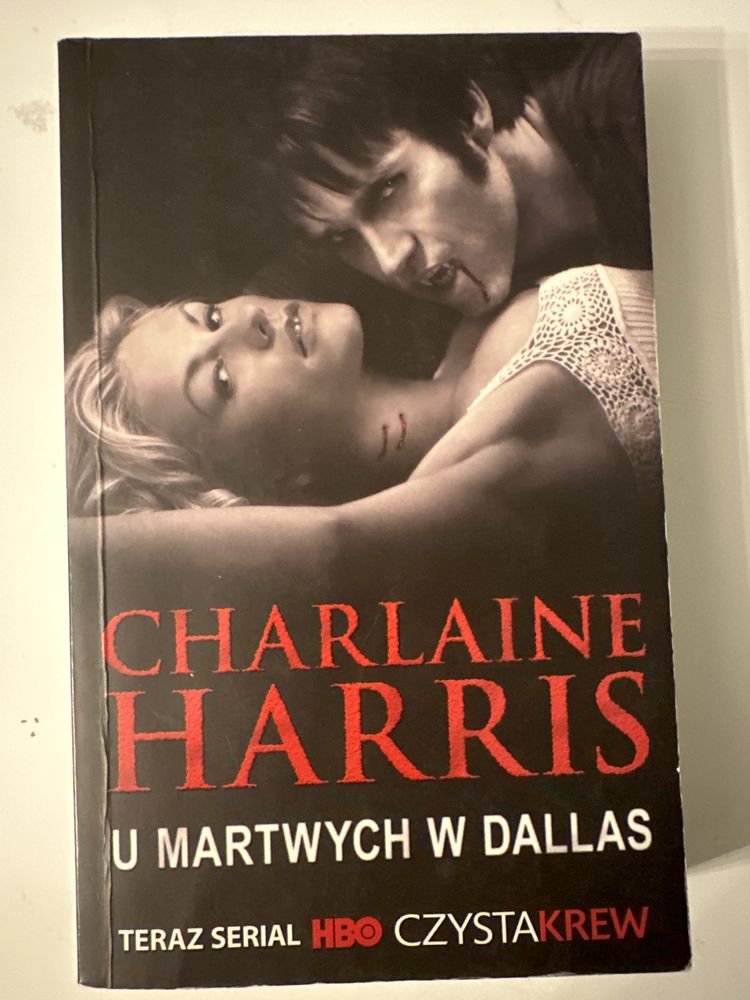 U martwych w Dallas Charlaine Harris