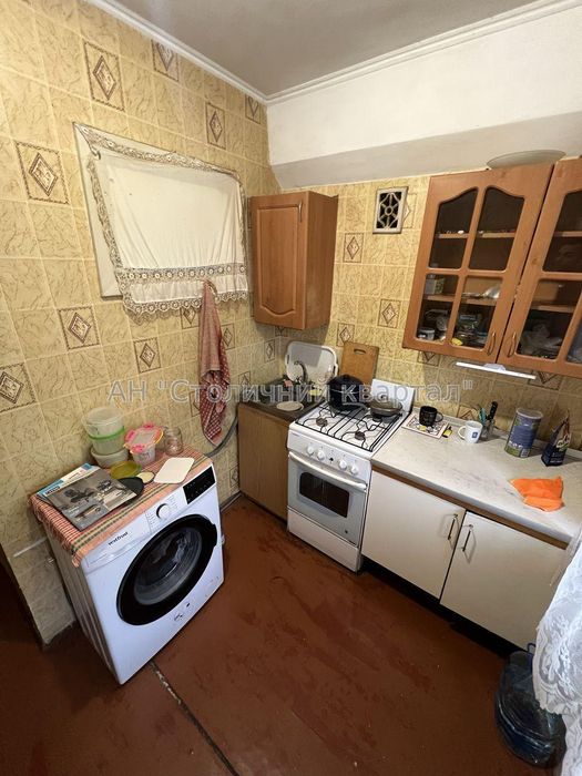 Борщагівка Жуля Верна 13б (колишня Ромена Роллана 13б )