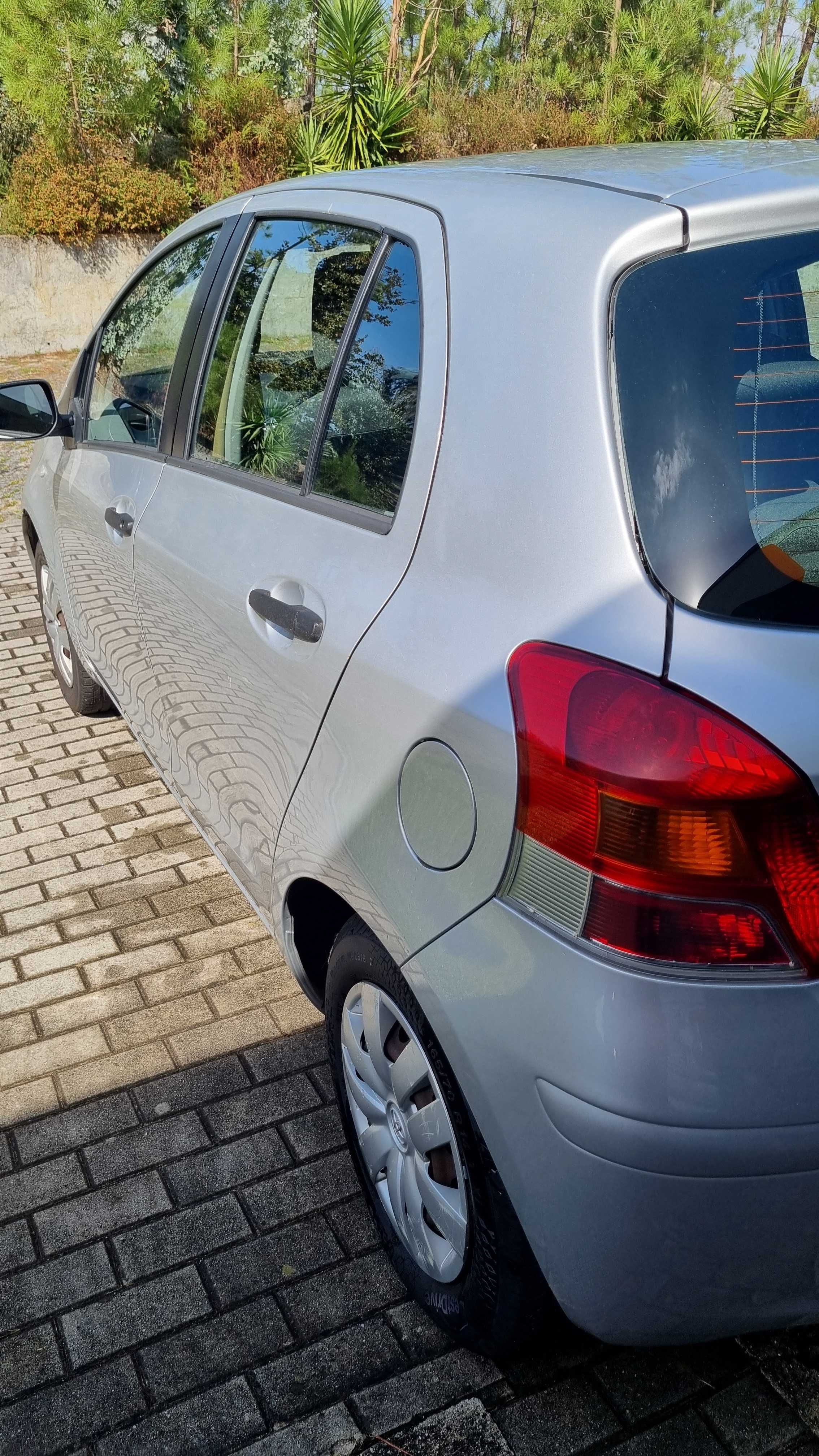 Toyota Yaris - Impecável, Económico, Confiável e Pronto a Rodar