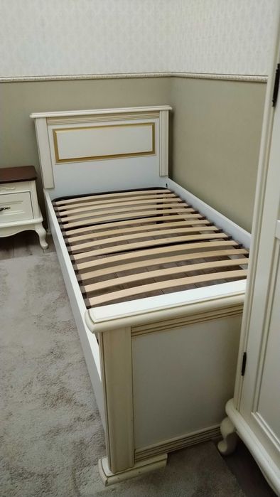 Односпальне ліжко кровать 90х200