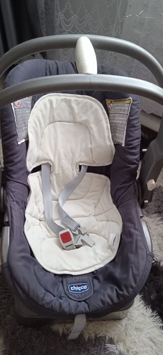 Автотрасою chicco