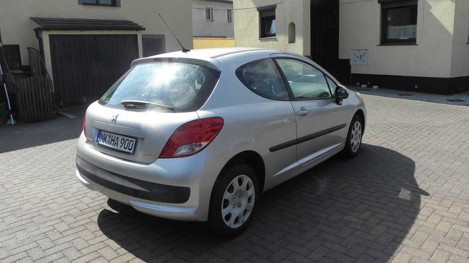 Peugeot 207 1.4 benzyna Klima Bezwypadkowy