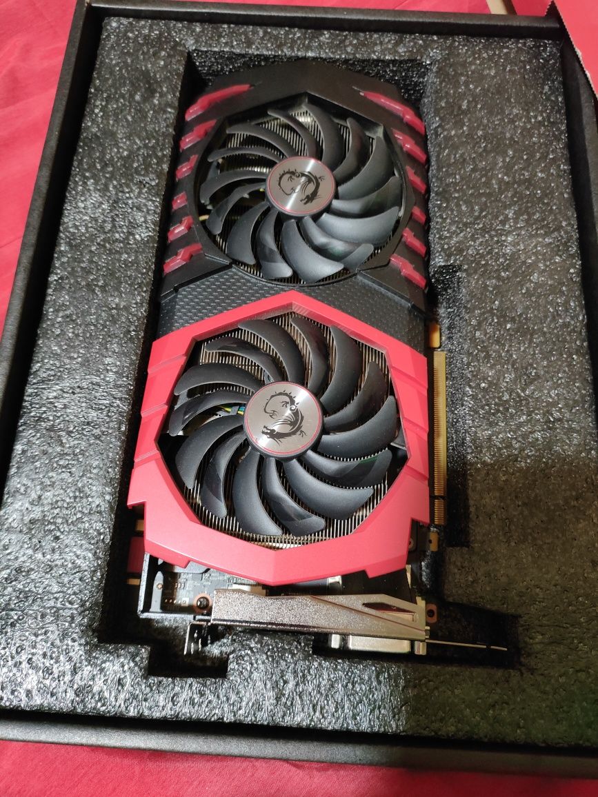 Відеокарта GeForce GTX 1070 Gaming X 8gb
