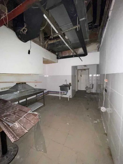 Бар Велика Васильківська 3 Арена сіті пл. українських героїв центр