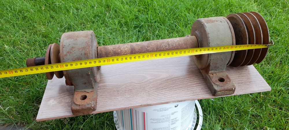 Wałek masywny do piły, krajzegi, szlifierki