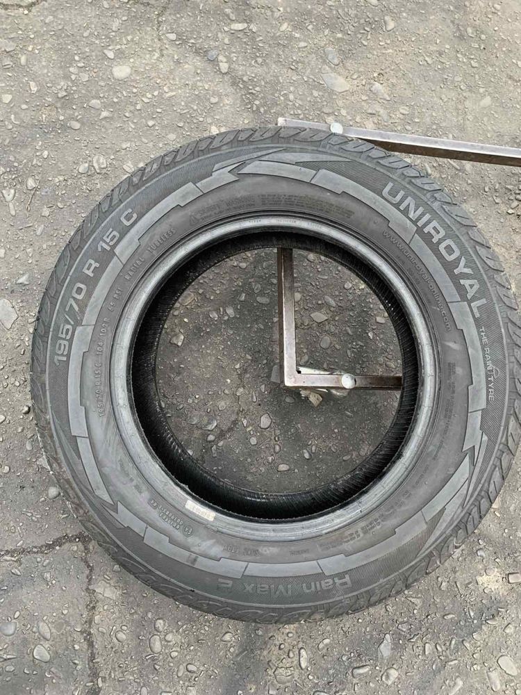Шини 195/70 R15C  Uniroyal літо  7,5/9 мм