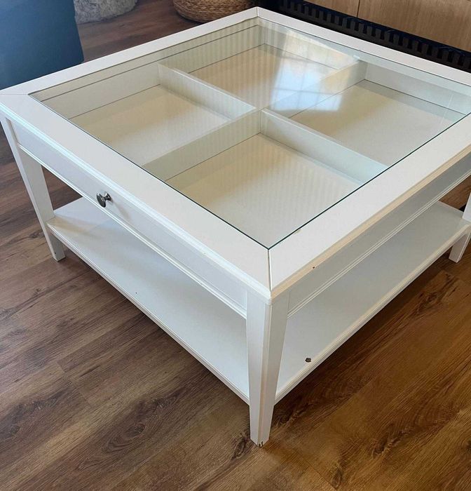 Stolik kawowy LIATORP