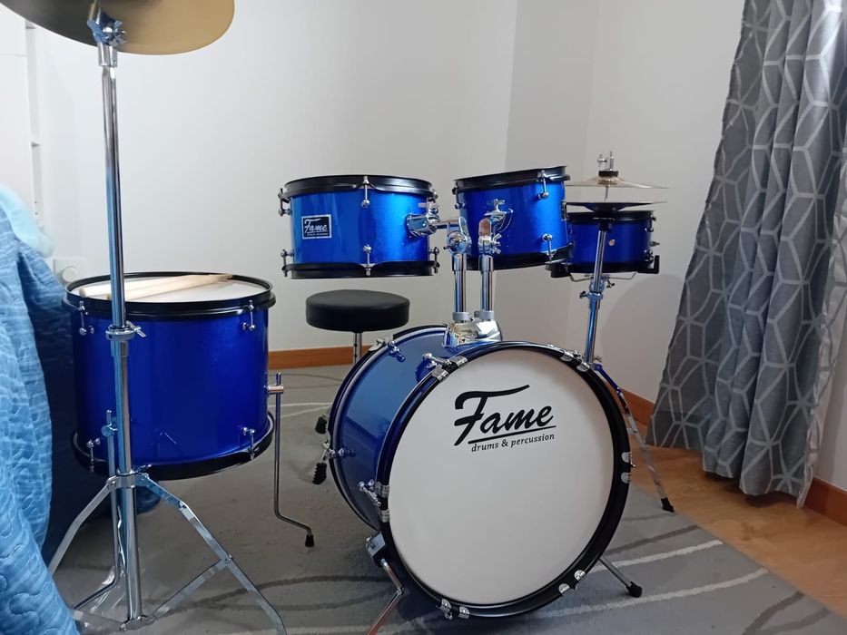 Bateria acústica Fame