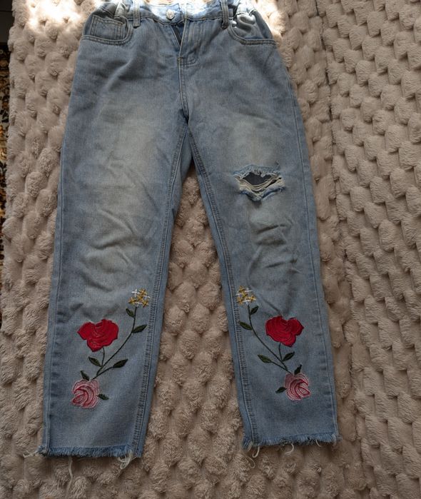 Джинси мом жіночі