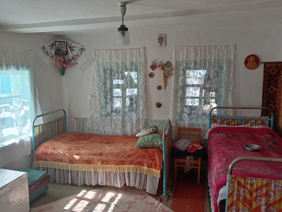 Продам хату з землею с.Тахтаулове