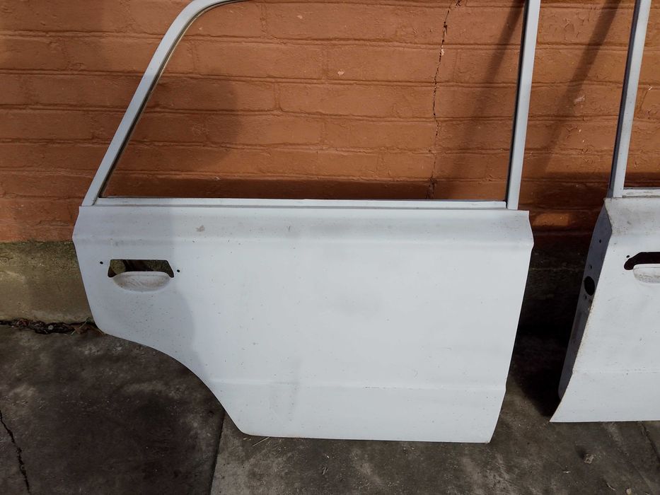 Двери на ваз 2101-2106.нове СССР.