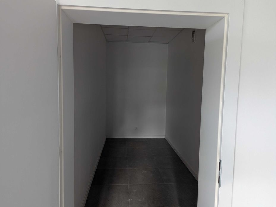 Lokal 65 m², parter, parking, Sybiraków od strony alei Piłsudskiego