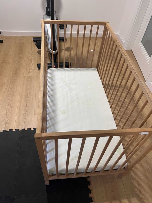 Łóżeczko dziecięce IKEA z materacykiem i pokrowcem antylergicznym