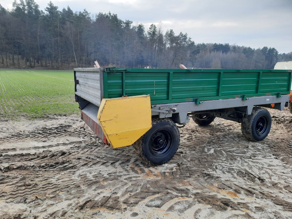 Rozrzutnik obornika Agromet 2 osiowy 4 tony Czarna Białostocka