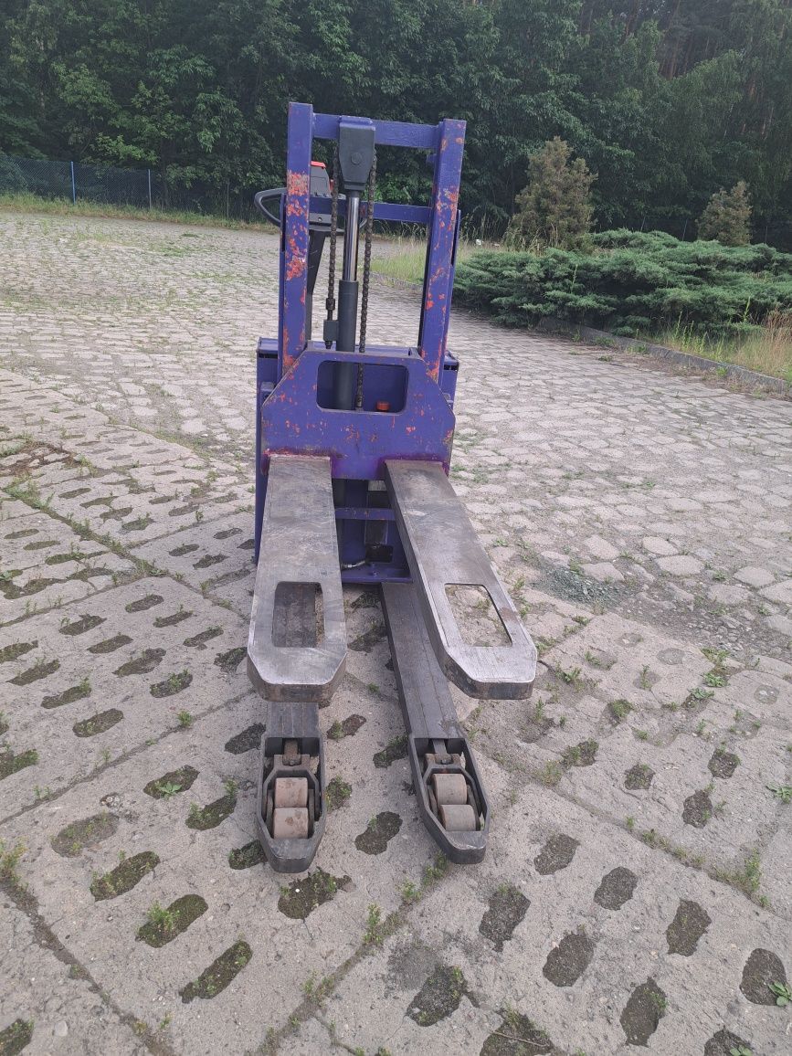Wózek paletowy elektryczny Lafis Lehci z ładowarką