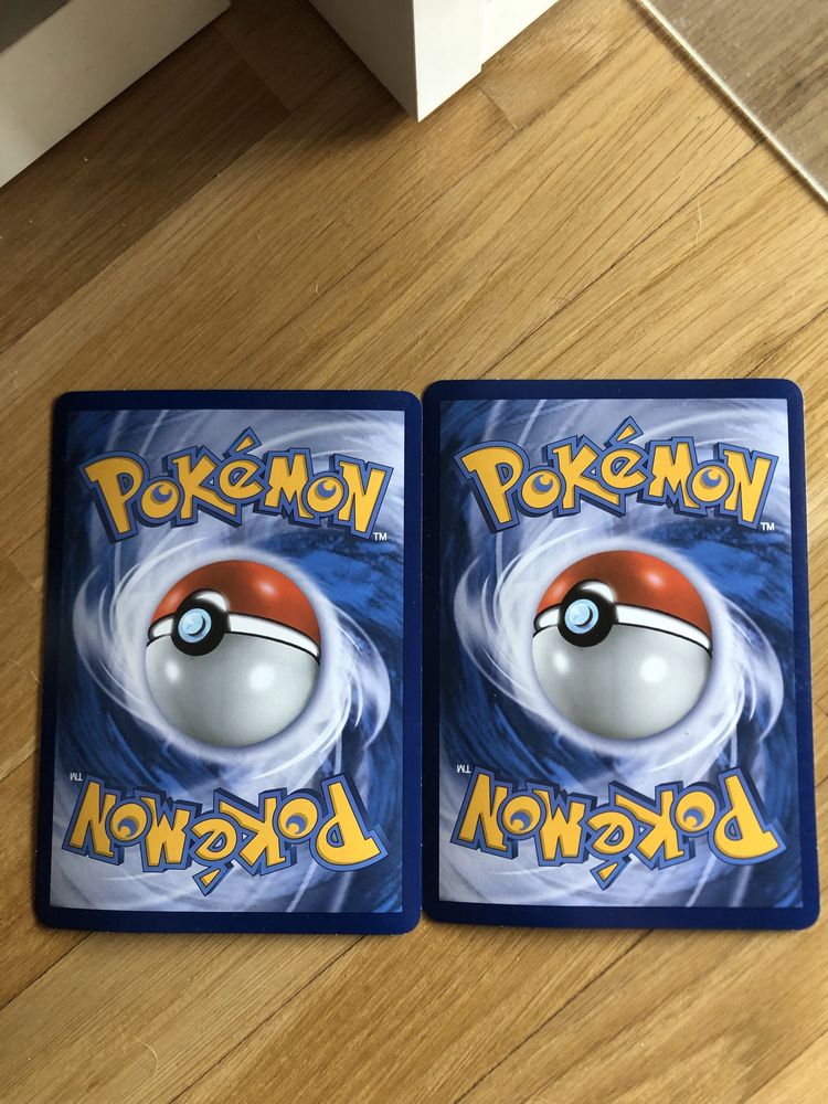 Cartas pokemon em tamanho grande e em bom estado  e de edicao limitada