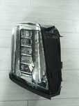 Cadillac escalade lampa prawa