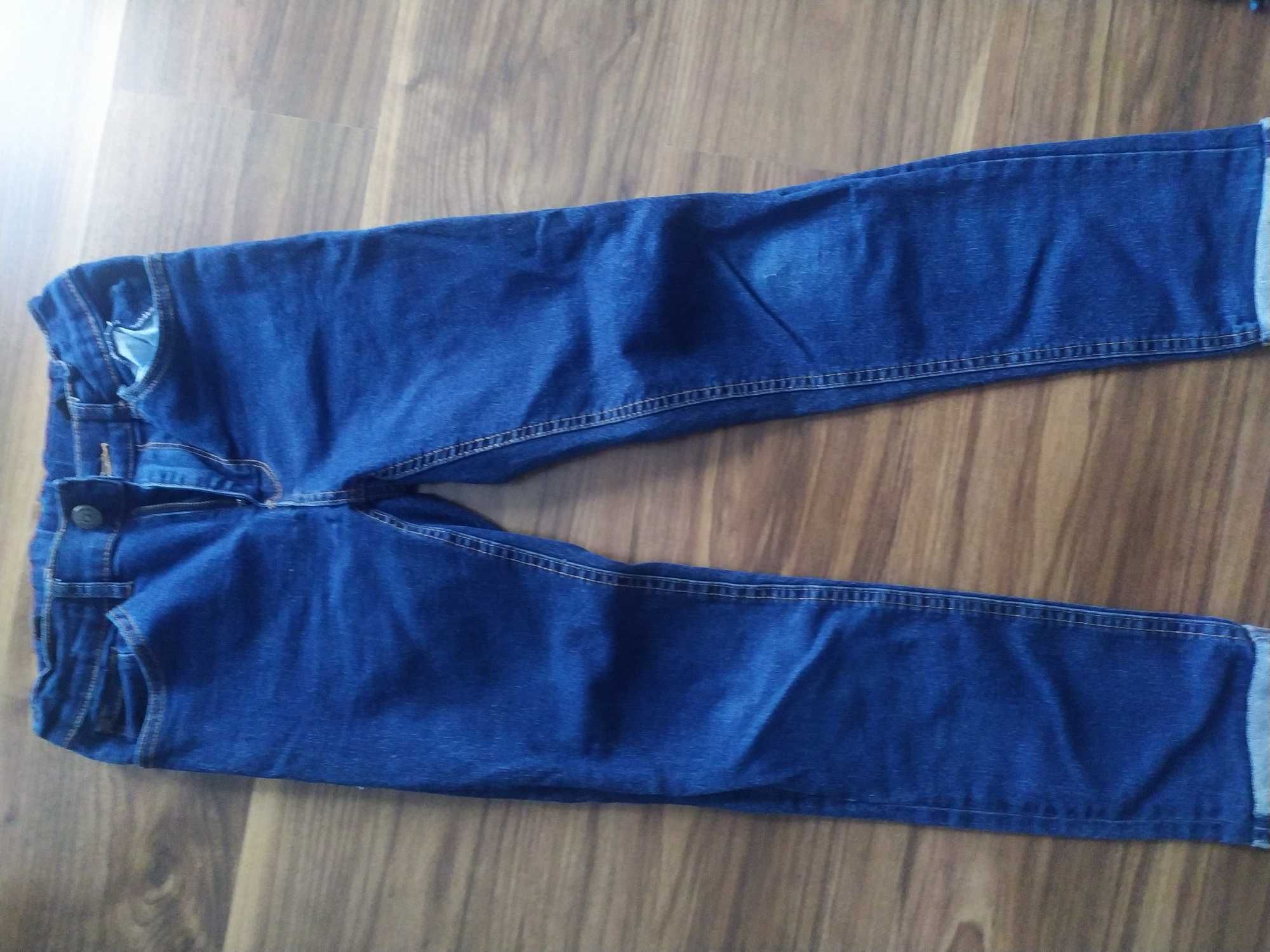Spodnie dżinsowe dla chłopca r.146