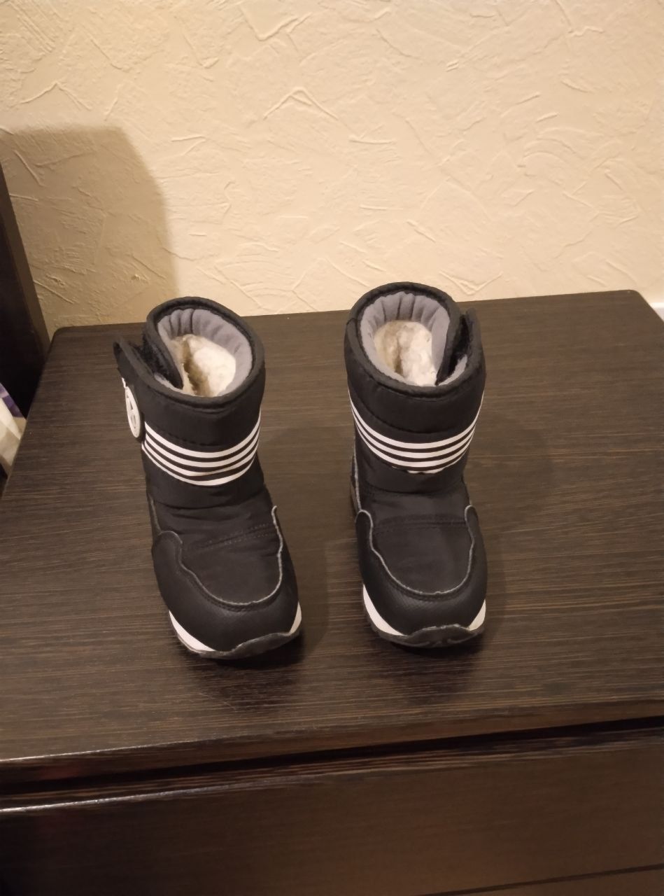 Зимові теплі чоботи черевики дутики для хлопчика і дівчинки 23р 14.5см