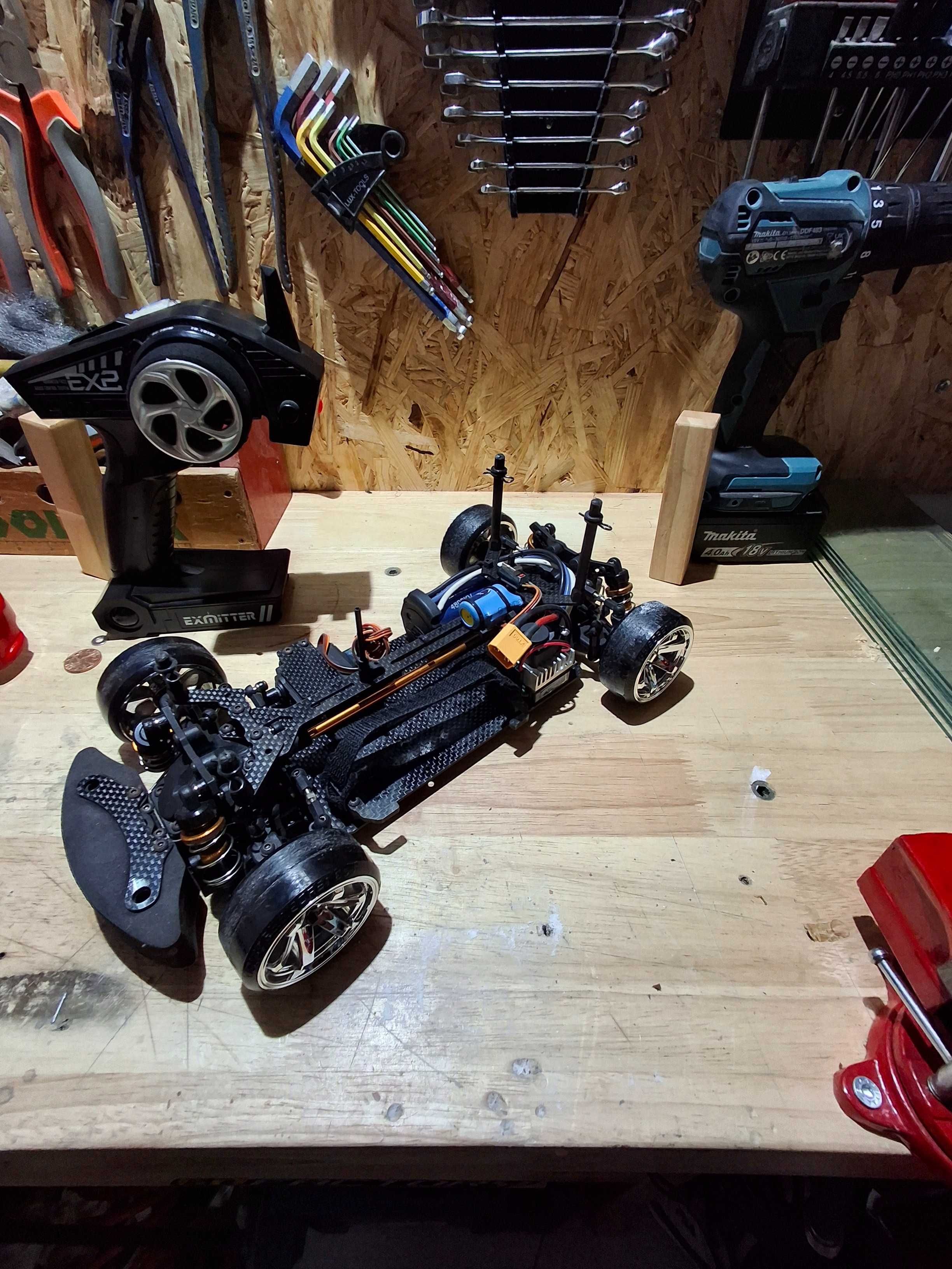Carro telecomando  Rc 1/10 CARTEN M210-R, motor brushless Losi