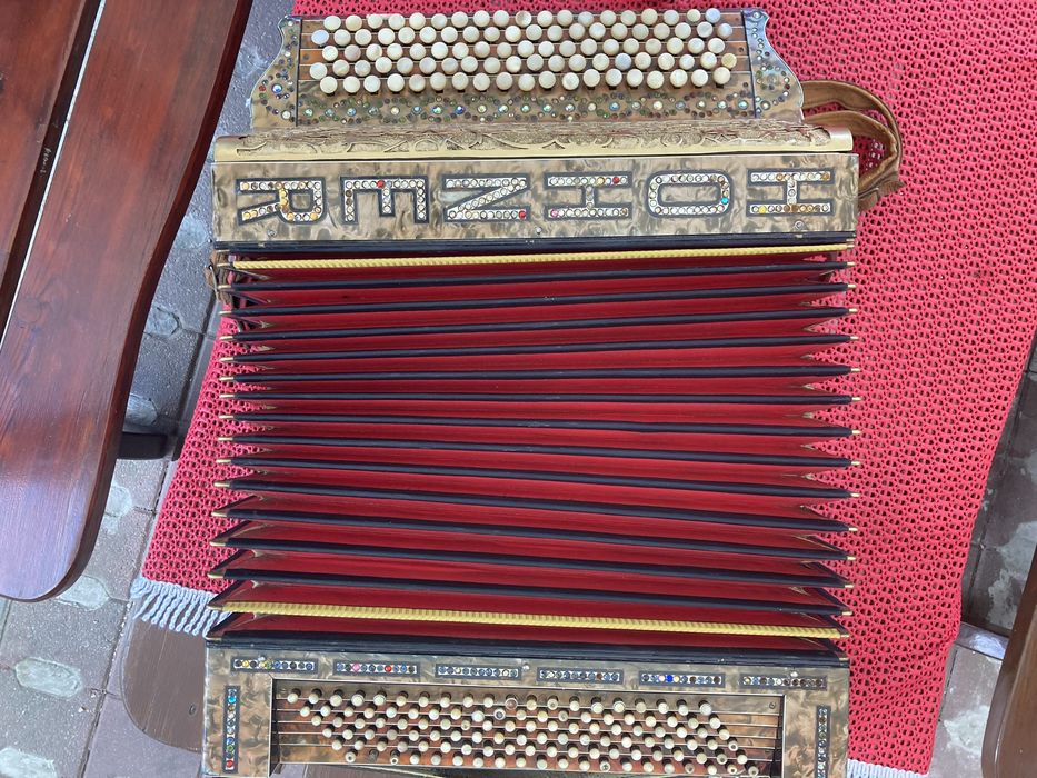 Akordeon Hohner antyk