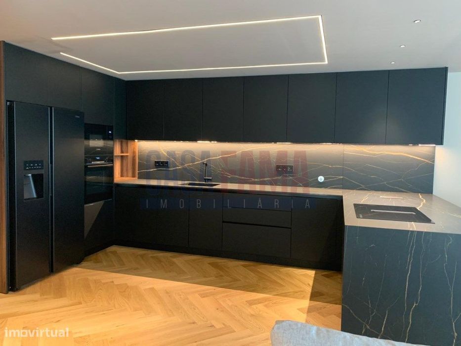 Penthouse T4 de Luxo em Fraião - Braga
