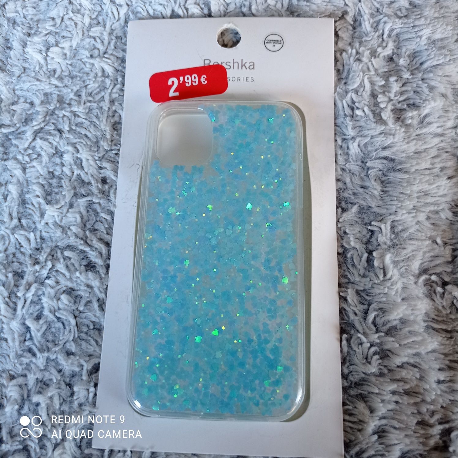 Case etui iPhone 11 nowy Bershka