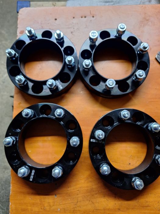 Dystanse adaptery 6x139.7mm 38mm