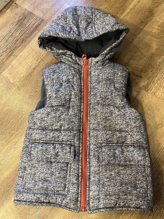 Безрукавка Little me. Куртка тепла