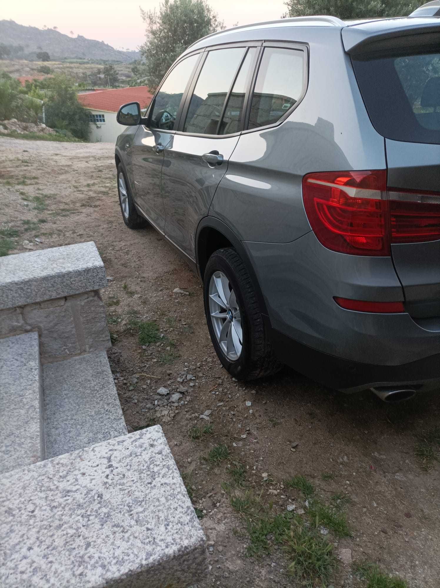 BMW X3 SDRIVE * 1º Mão* 99.000 kms*