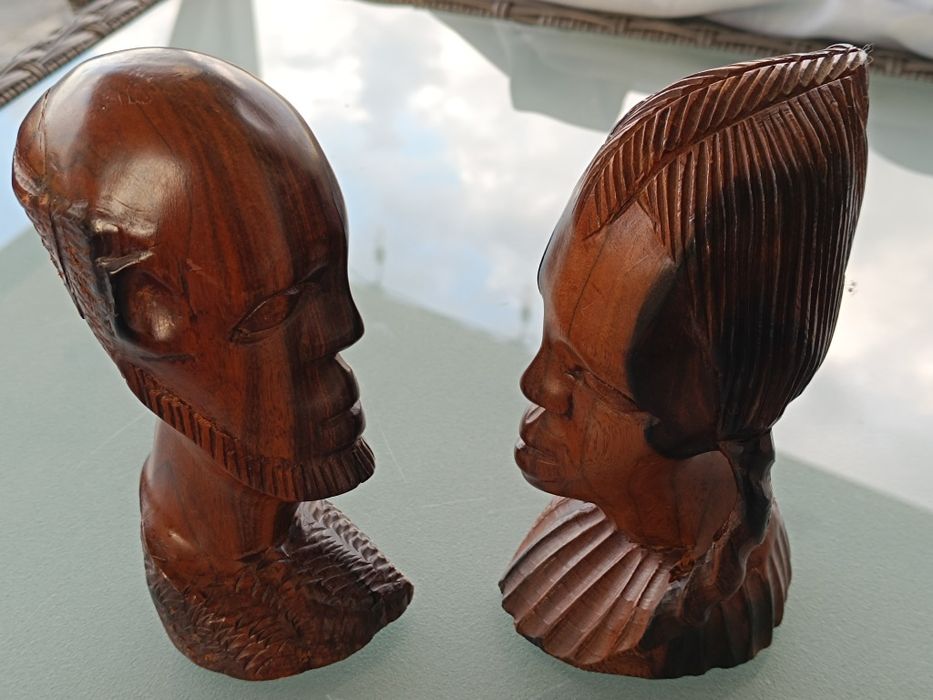 Piekne rzeźby afrykańskie