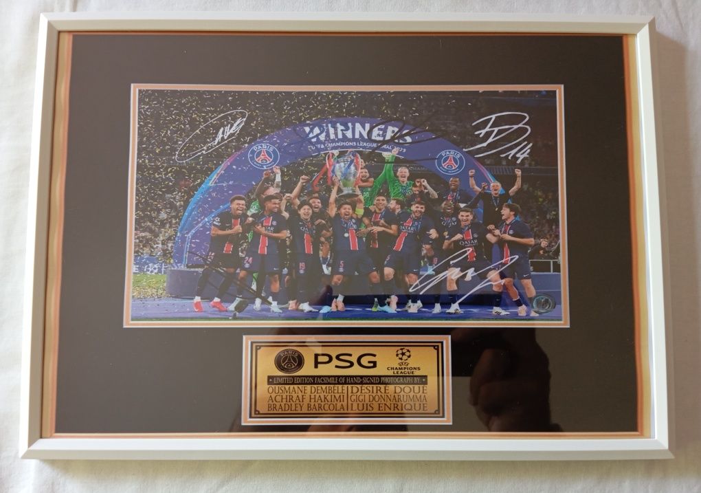 Moldura Paris Saint Germain F.C. - 2025 Champions League
