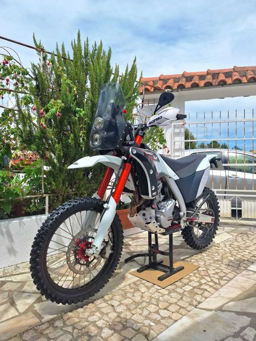 AJP PR7 650 Adventure - 2017