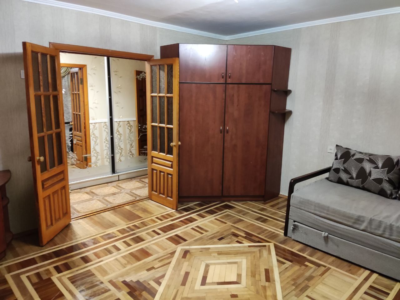 2-на квартира по вул. Симиренка 34