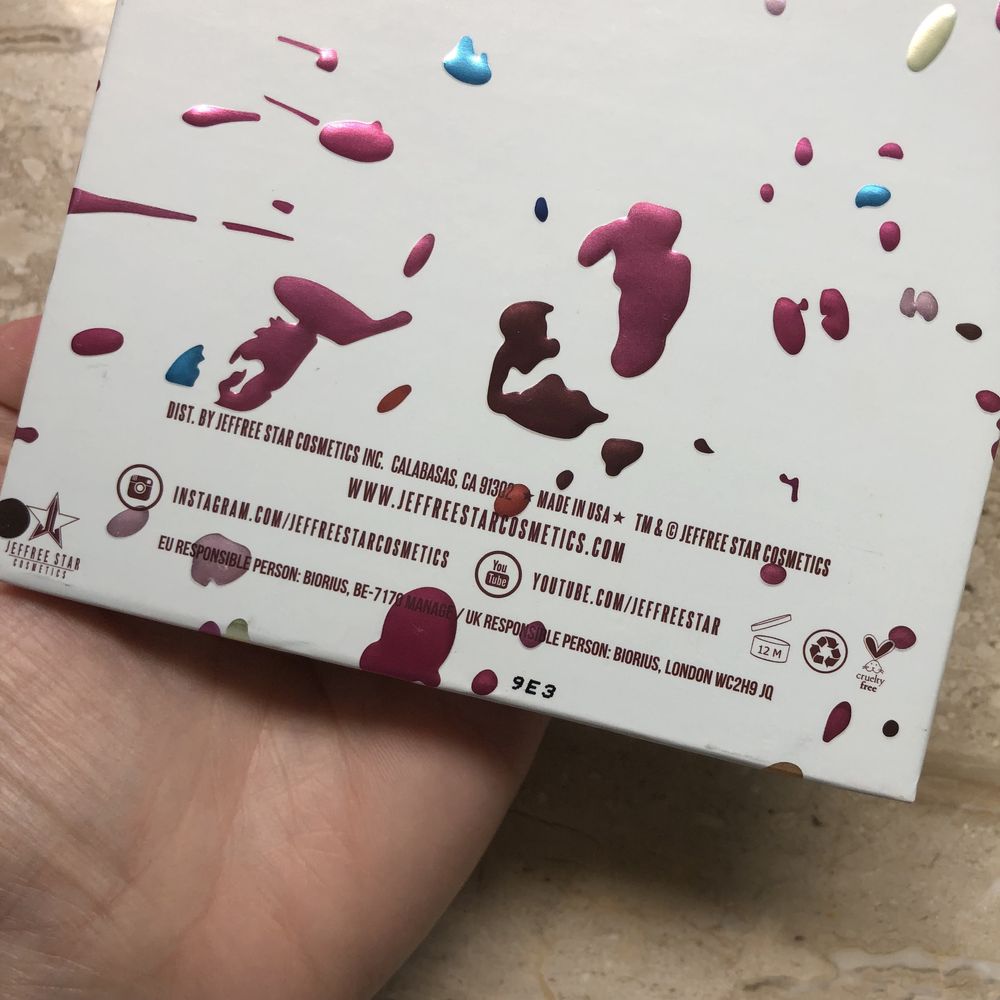 Mini jaw breaker jeffree star paleta cieni do oczu do powiek