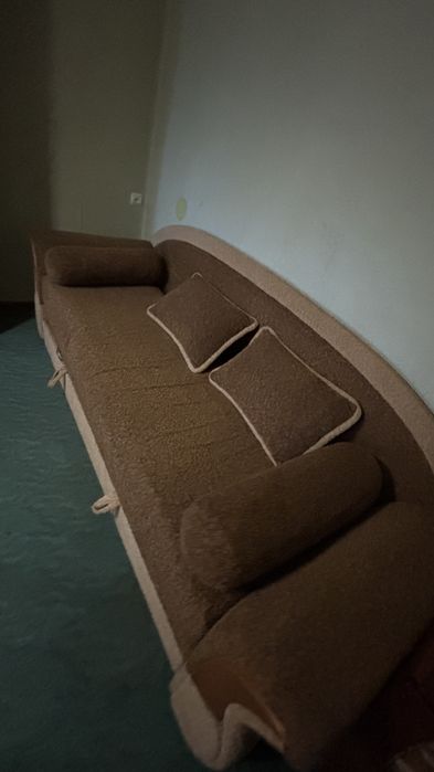 Диван       книжка