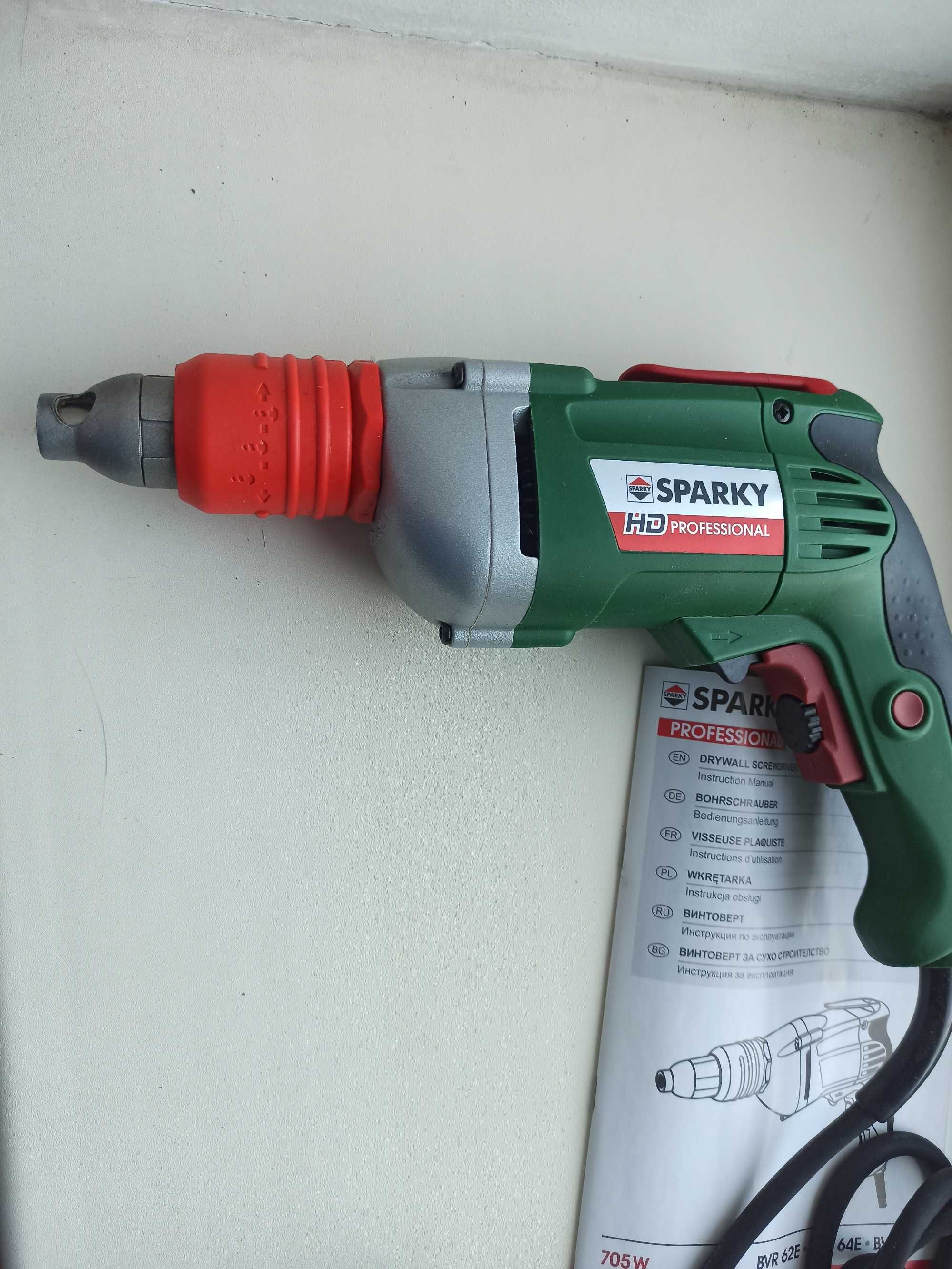 Шуруповёрт ; винтоверт сетевой SPARKY BVR 64E