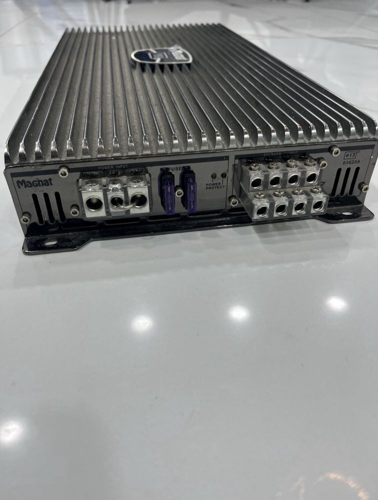 Автомобильный усилитель Magnat Core four; 4 канальный.