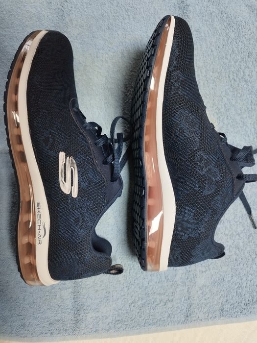 Sapatilhas sckechers novas