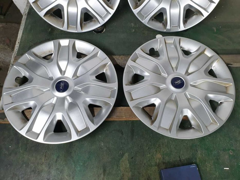 Kołpaki oryginalne Ford R17