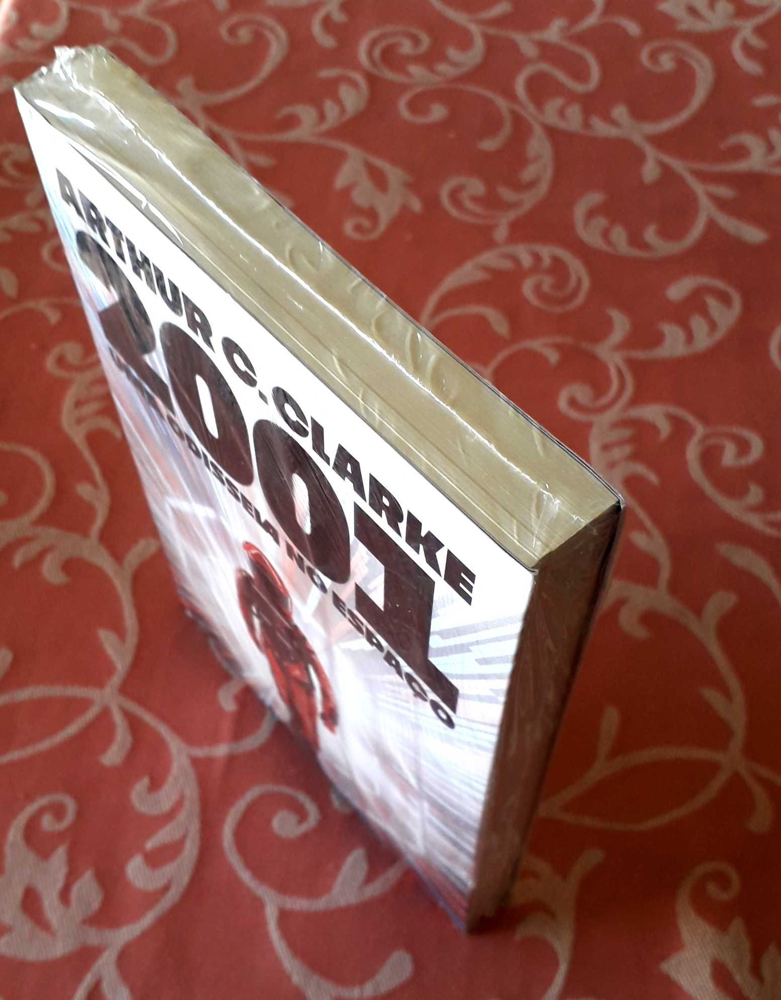 Arthur C. Clarke - 2001 Uma Odisseia no Espaço / Rendez-vous com RAMA