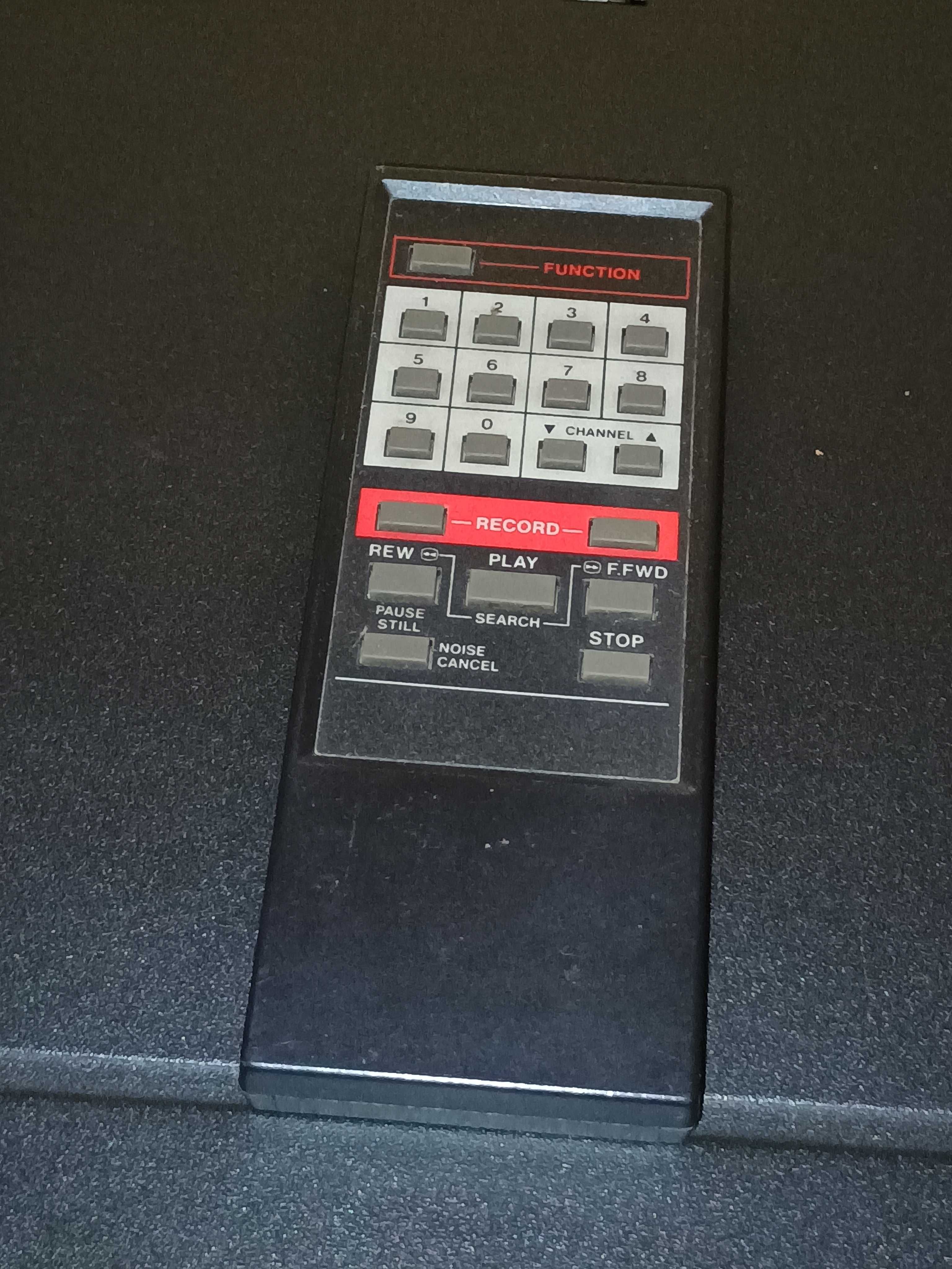 Odtwarzacz kaset VHS magnetowid z lat 80' Video Technic