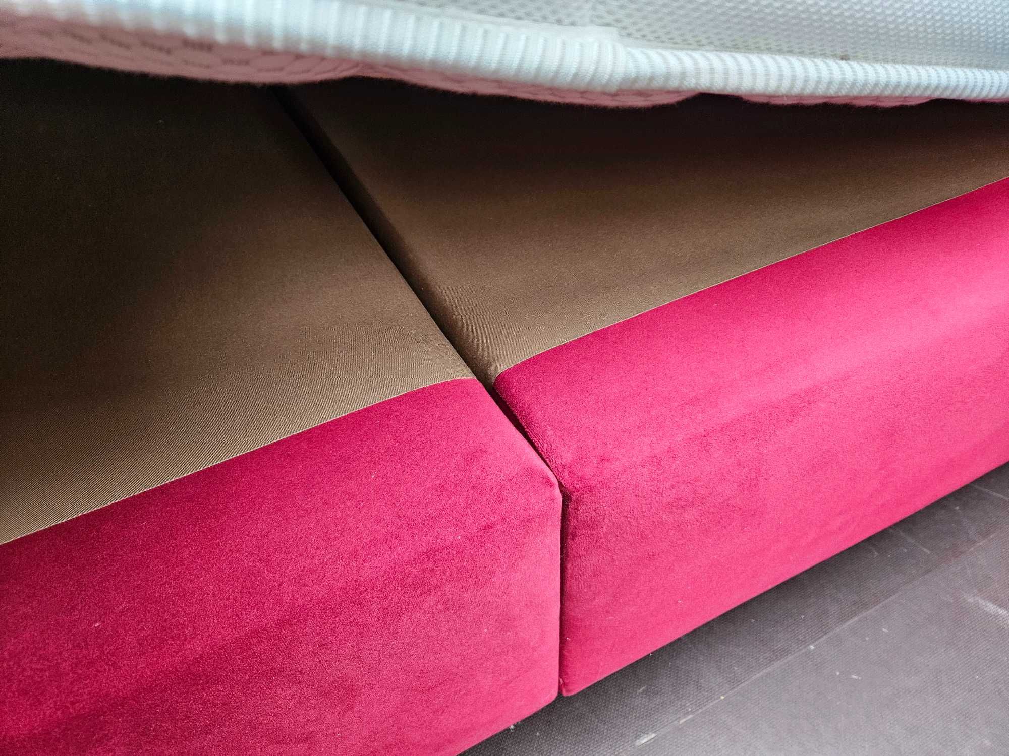 Magnifica cama com estrado e colchão - Tudo marca Colune
