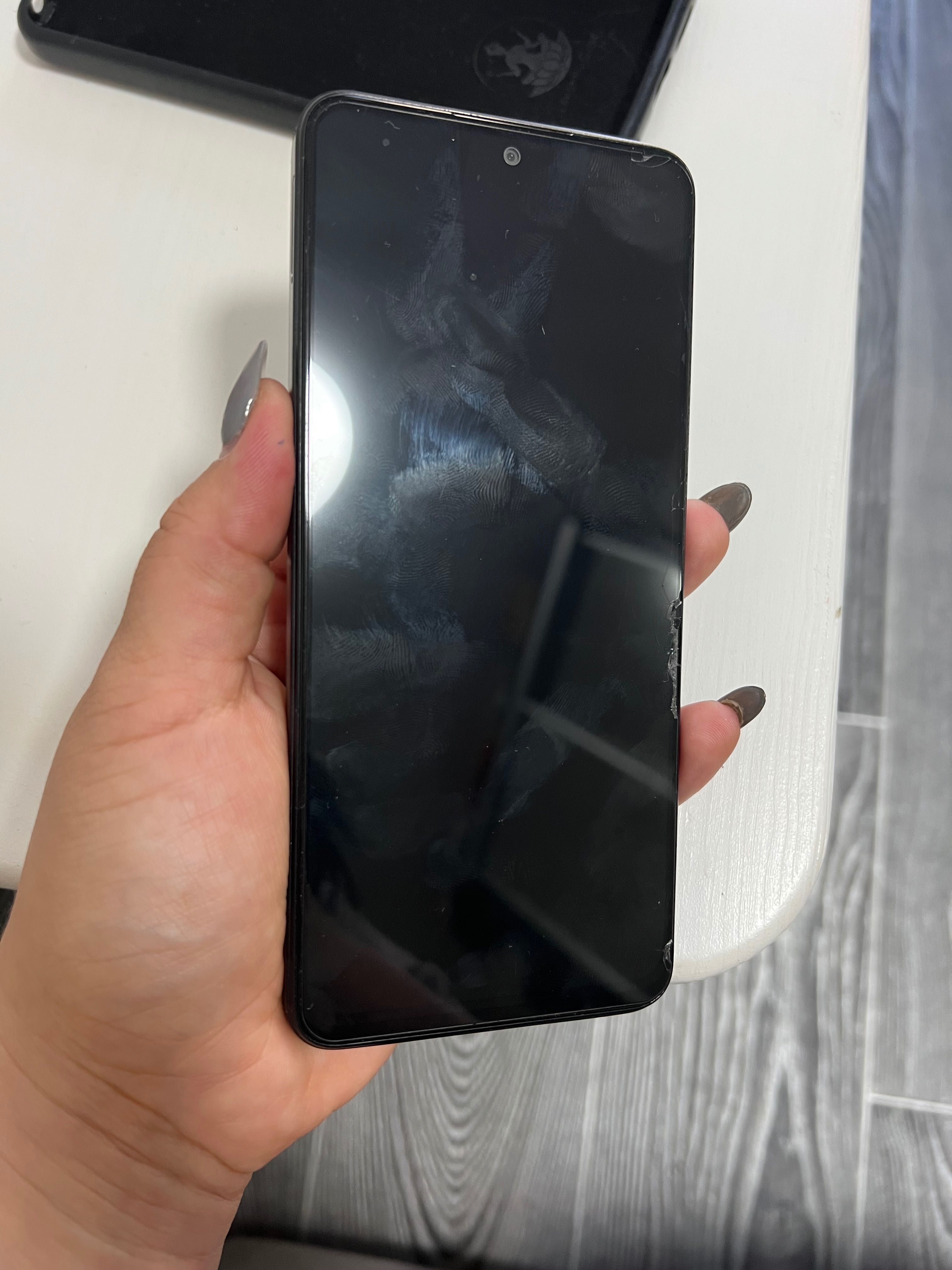 Продам Redmi note 12