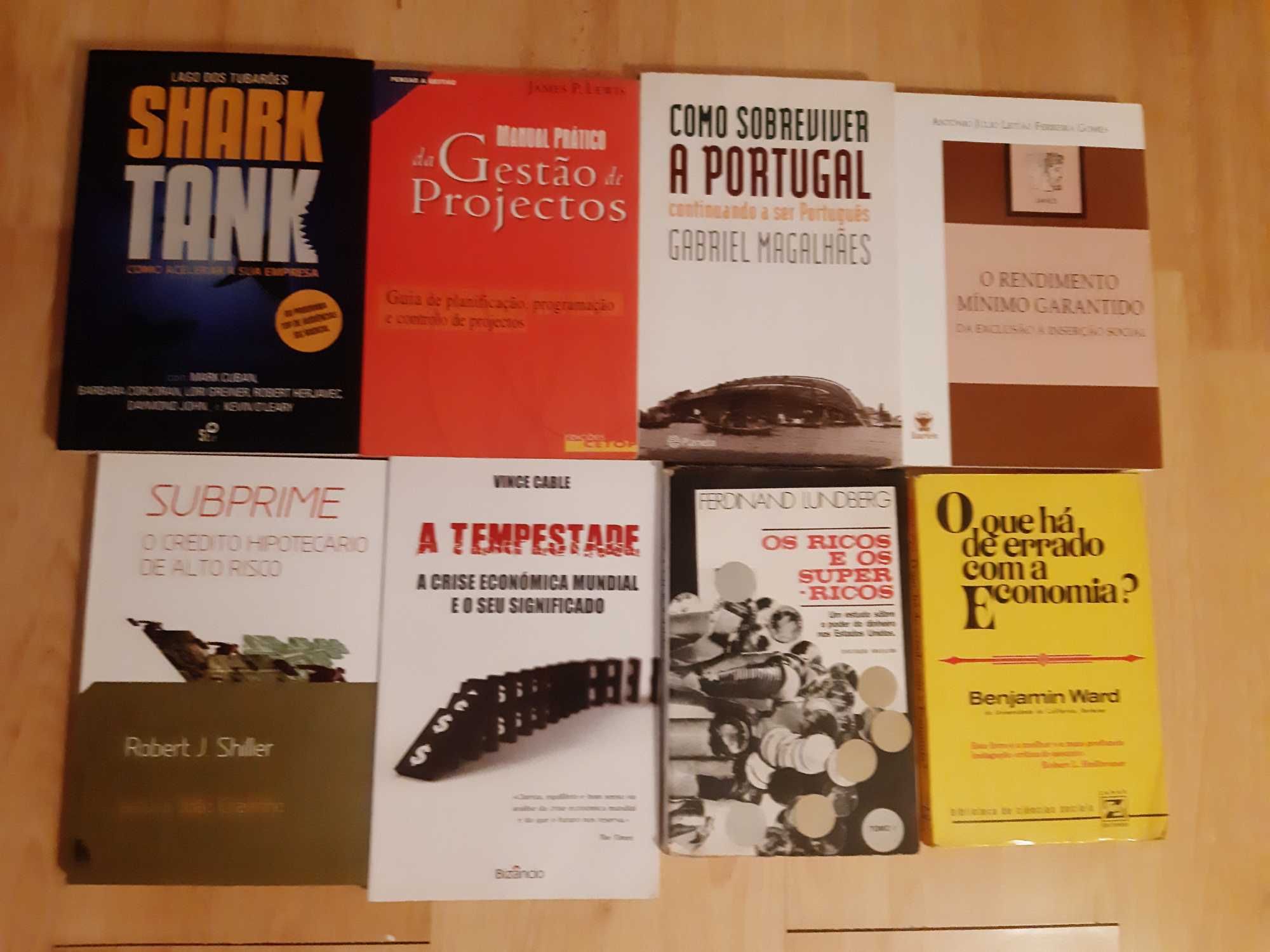Vários livros, com vários preços