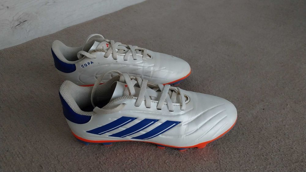 Chuteiras criança - tam. 34 - adidas