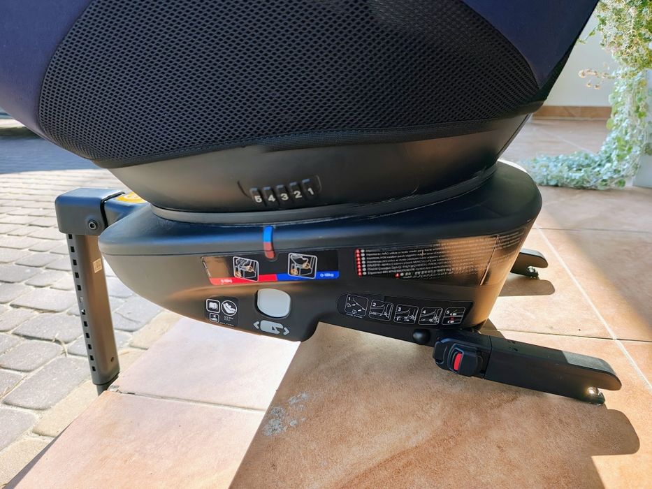 Fotelik samochodowy Joie spin 360 granatowy 2024 ADAC