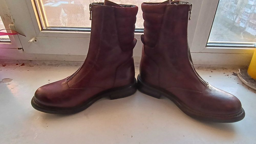 Нові преміум черевики Off Play.Оригінал.Made in Italy.Р 37.24 см