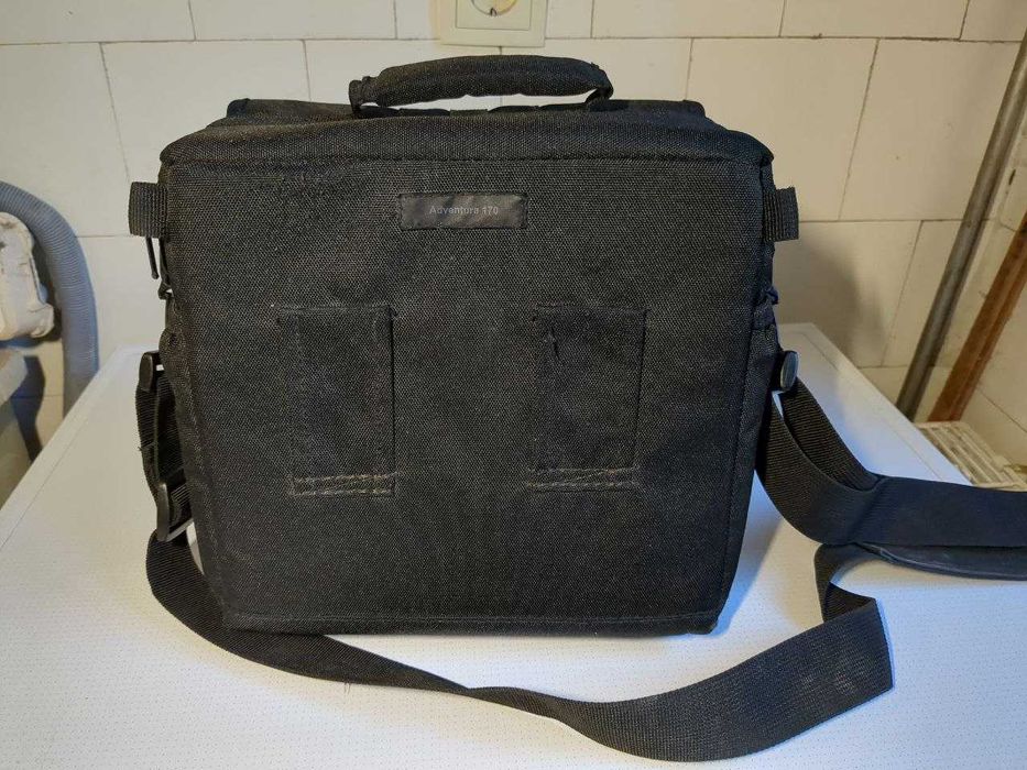 "Lowepro, Adventura 170".Оригінальна сумка