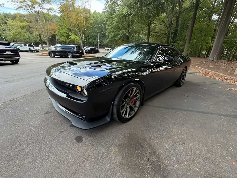 Dodge Challenger      2017